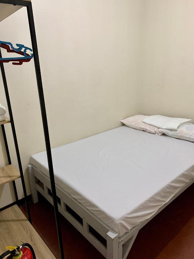 Mybed Dormitory Cebu Eksteriør bilde
