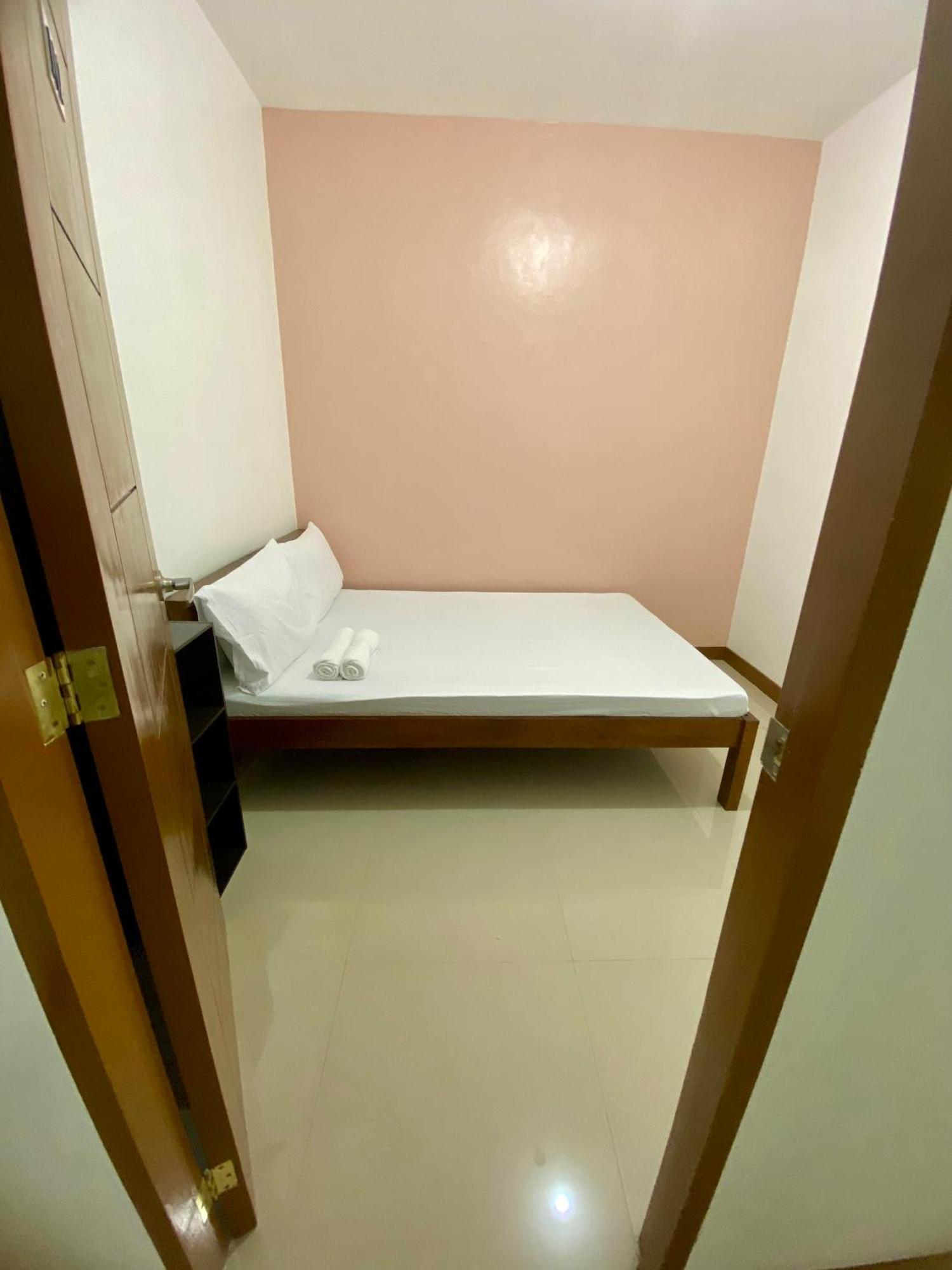 Mybed Dormitory Cebu Eksteriør bilde